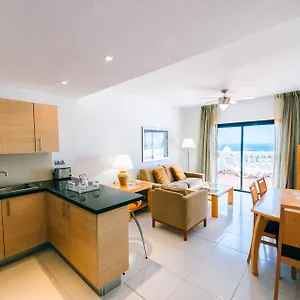 Hotel apartamentowy Hollywood Mirage - Excel &